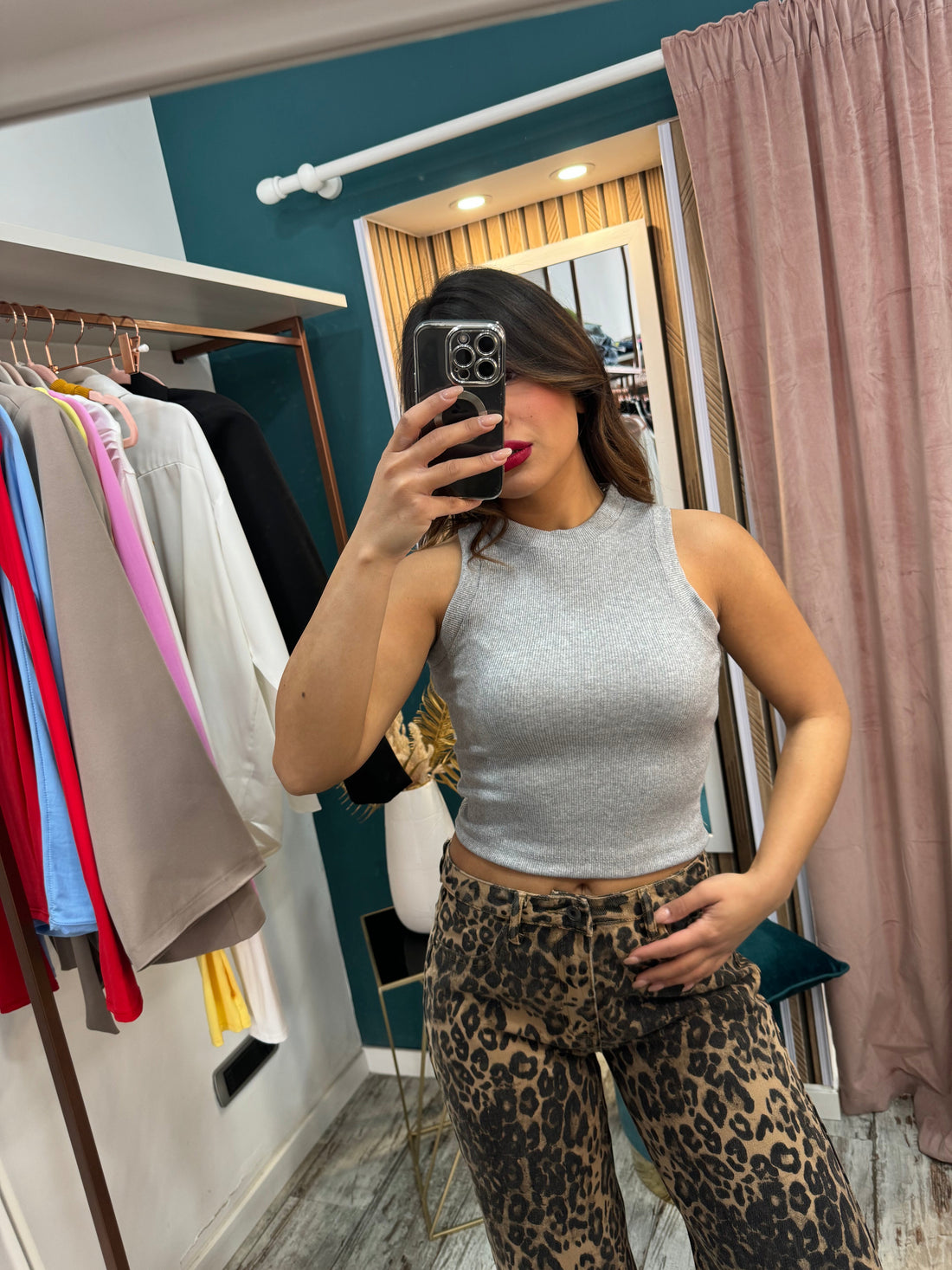 Top a costine halter